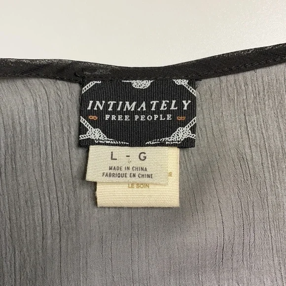 Intimately Free People Black Shear Layered Top Large - Picture 3 of 9